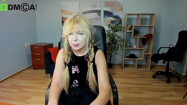 Anna Diax online show from November 11, 2025, 3:01 pm