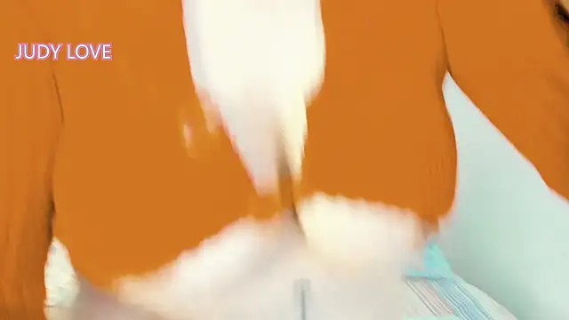 Sweet Apple01 online show from January 6, 2025, 3:19 pm