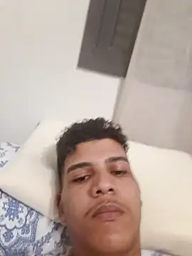 Snapshot of juan0Jpg chatting on October 19, 2025, 8:15 am juan0Jpg online show from October 19, 2025, 8:15 am