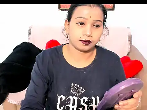 kendracox21 online show from February 3, 2026, 4:21 am