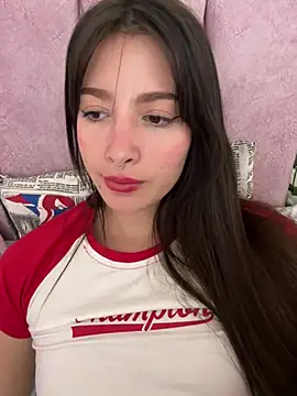 Snapshot of annaharper- chatting on December 20, 2024, 7:22 am annaharper- online show from December 20, 2024, 7:22 am