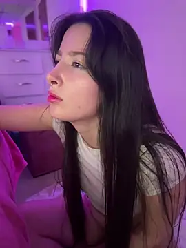 Snapshot of annaharper- chatting on January 30, 2025, 1:55 am annaharper- online show from January 30, 2025, 1:55 am