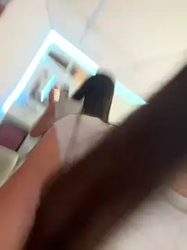 Snapshot of annaharper- chatting on March 16, 2025, 9:37 pm annaharper- online show from March 16, 2025, 9:37 pm