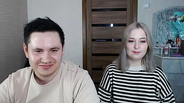 Kristy-Max online show from March 12, 2025, 6:29 am