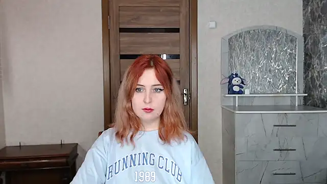 Kristy-Max online show from September 14, 2025, 11:04 pm