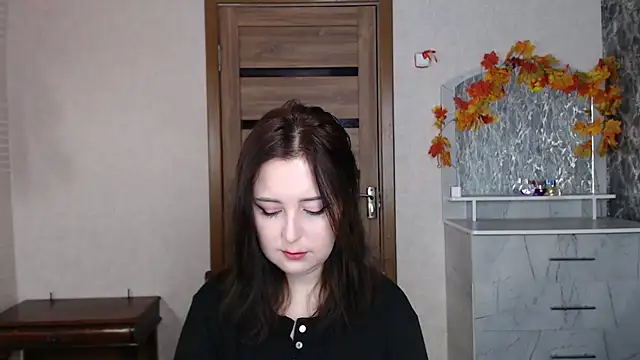 Kristy-Max online show from October 16, 2025, 6:14 am