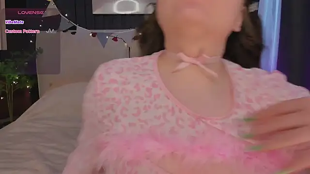 SunnyRisha online show from February 18, 2025, 8:59 am