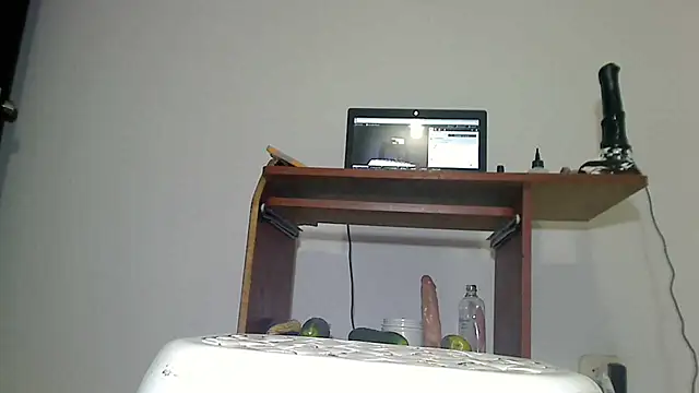 SensualGata13 online show from December 18, 2025, 2:56 pm