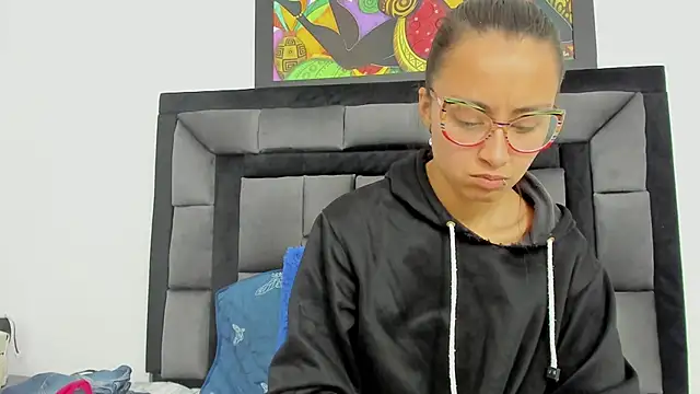 Snapshot of tatiana_valencia chatting on January 8, 2025, 3:17 pm tatiana valencia online show from January 8, 2025, 3:17 pm