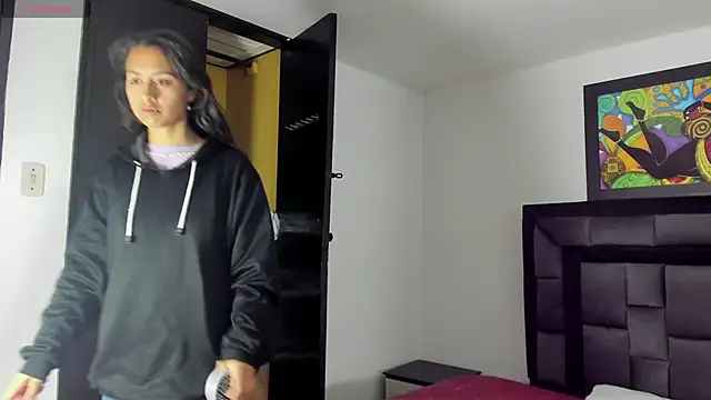 Snapshot of tatiana_valencia chatting on February 7, 2025, 11:34 am tatiana valencia online show from February 7, 2025, 11:34 am