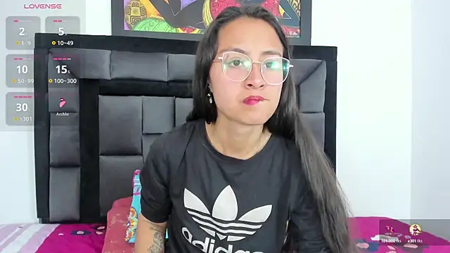 Snapshot of tatiana_valencia chatting on March 10, 2025, 3:41 pm tatiana valencia online show from March 10, 2025, 3:41 pm