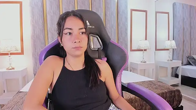 lyzzi smith01 online show from March 12, 2025, 7:38 pm