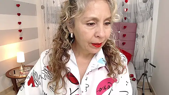 Afrodita sg online show from February 14, 2025, 9:43 pm