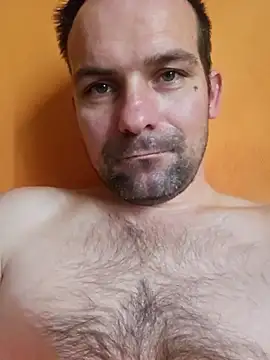 Snapshot of Tonojenej chatting on February 4, 2025, 11:27 am Tonojenej online show from February 4, 2025, 11:27 am