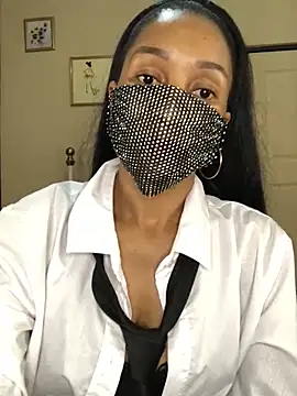 niccki3 online show from February 9, 2025, 11:15 pm