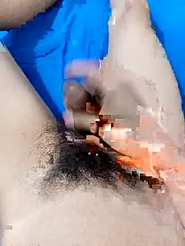 MikaVera online show from November 15, 2025, 9:21 pm