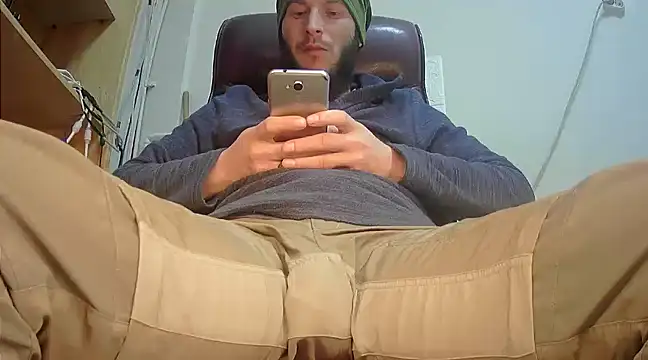 hardbigcock16 online show from January 27, 2025, 6:41 am