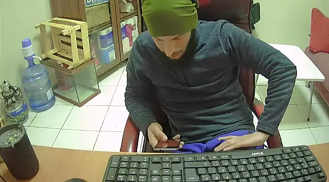 hardbigcock16 online show from February 6, 2025, 9:22 am