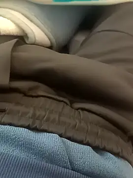 zazaza12ratyuijgg online show from April 15, 2026, 12:45 pm