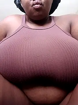 queenxdede online show from February 18, 2026, 12:23 pm