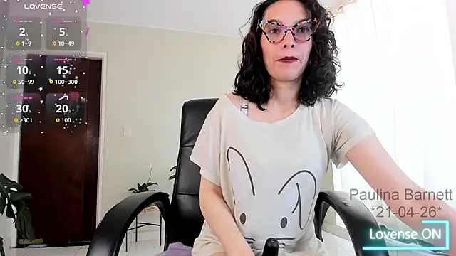 Snapshot of paulinabarnett- chatting on April 21, 2026, 1:06 pm paulinabarnett- online show from April 21, 2026, 1:06 pm