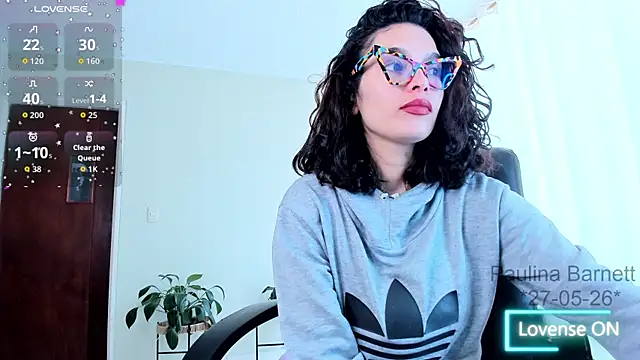 Snapshot of paulinabarnett- chatting on May 27, 2026, 3:20 pm paulinabarnett- online show from May 27, 2026, 3:20 pm