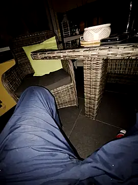 schlonzi81 online show from September 12, 2025, 8:53 pm