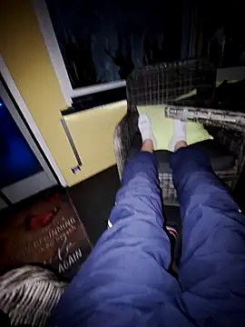 schlonzi81 online show from September 26, 2025, 8:35 pm