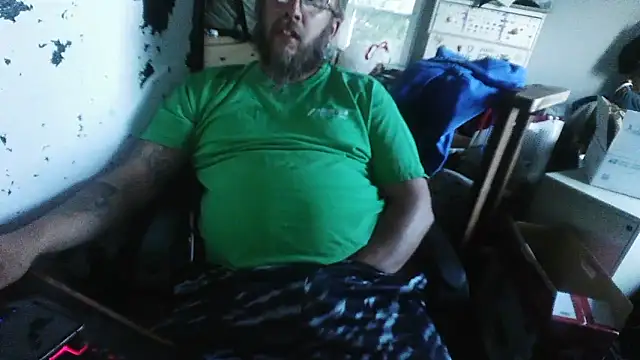 Snapshot of slickwill123 chatting on May 30, 2026, 12:52 am slickwill123 online show from May 30, 2026, 12:52 am