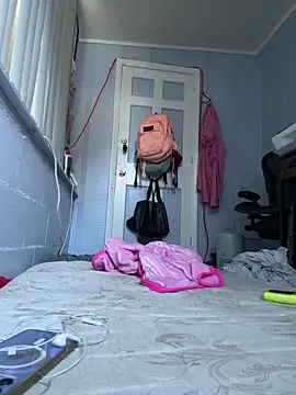 Snapshot of hotNReady6969 chatting on October 16, 2025, 1:12 pm hotNReady6969 online show from October 16, 2025, 1:12 pm