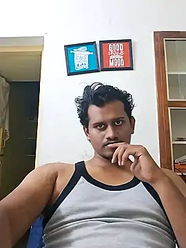 Long Laster online show from December 6, 2024, 1:44 pm