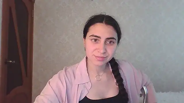Snapshot of Kashtanka_ chatting on May 23, 2026, 9:57 am Kashtanka online show from May 23, 2026, 9:57 am