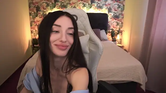 Alice Arwen online show from March 16, 2025, 11:38 am