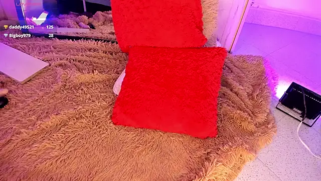 Mia ross16 online show from March 19, 2025, 9:58 pm