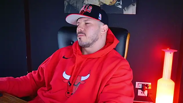 Snapshot of AngeloEric chatting on December 13, 2024, 2:38 pm AngeloEric online show from December 13, 2024, 2:38 pm