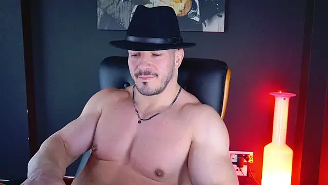 Snapshot of AngeloEric chatting on December 19, 2024, 11:07 am AngeloEric online show from December 19, 2024, 11:07 am