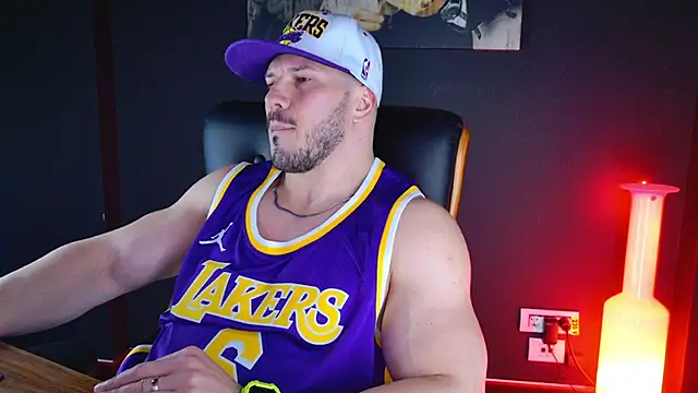 Snapshot of AngeloEric chatting on January 3, 2025, 4:59 pm AngeloEric online show from January 3, 2025, 4:59 pm