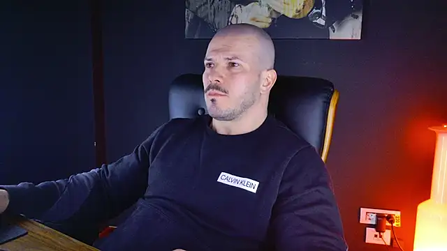 Snapshot of AngeloEric chatting on January 11, 2025, 4:25 pm AngeloEric online show from January 11, 2025, 4:25 pm