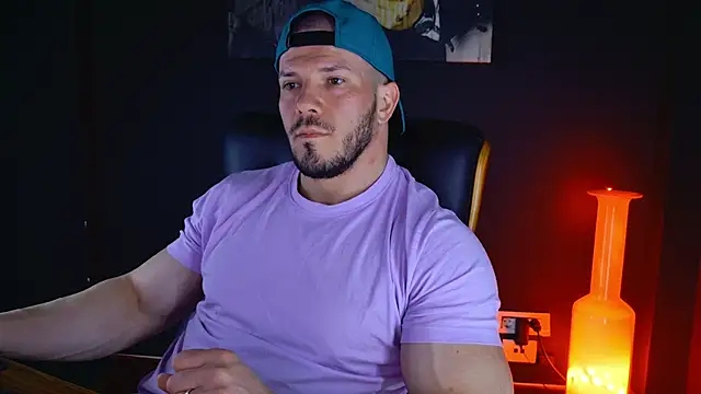 Snapshot of AngeloEric chatting on March 17, 2025, 3:50 pm AngeloEric online show from March 17, 2025, 3:50 pm