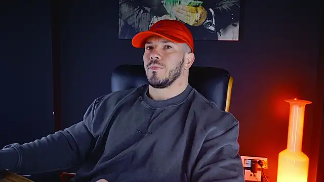 Snapshot of AngeloEric chatting on March 18, 2025, 5:20 am AngeloEric online show from March 18, 2025, 5:20 am