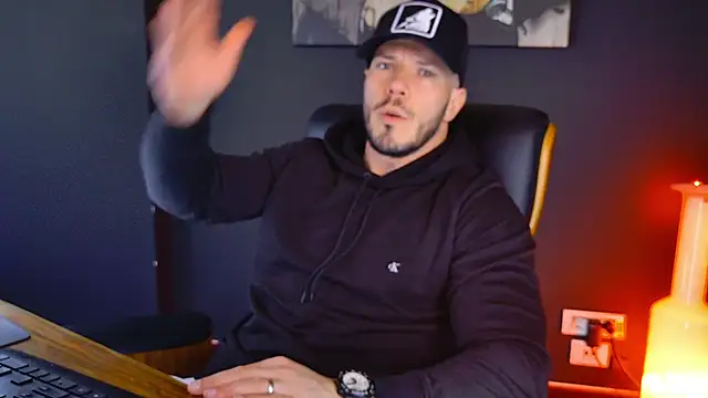 Snapshot of AngeloEric chatting on March 20, 2025, 12:00 pm AngeloEric online show from March 20, 2025, 12:00 pm