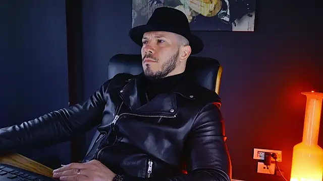 Snapshot of AngeloEric chatting on March 21, 2025, 6:16 am AngeloEric online show from March 21, 2025, 6:16 am