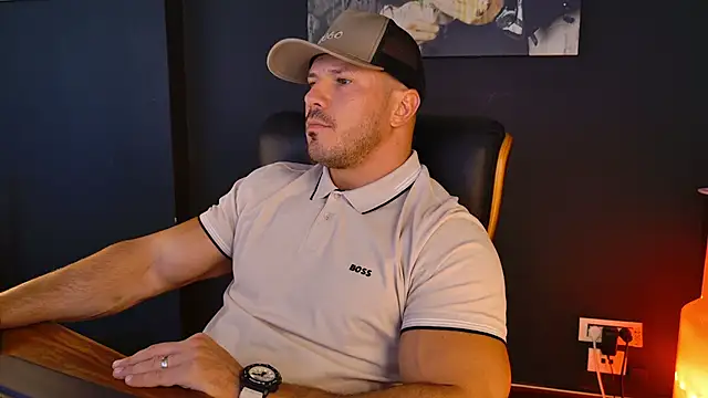 Snapshot of AngeloEric chatting on September 22, 2025, 11:12 am AngeloEric online show from September 22, 2025, 11:12 am