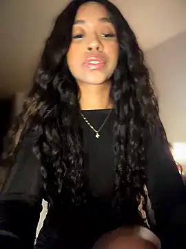 bella  honey online show from February 28, 2026, 2:23 am