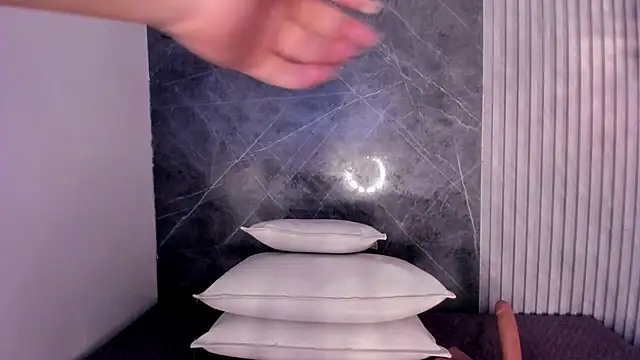 ArielSexHot online show from March 14, 2025, 9:57 am