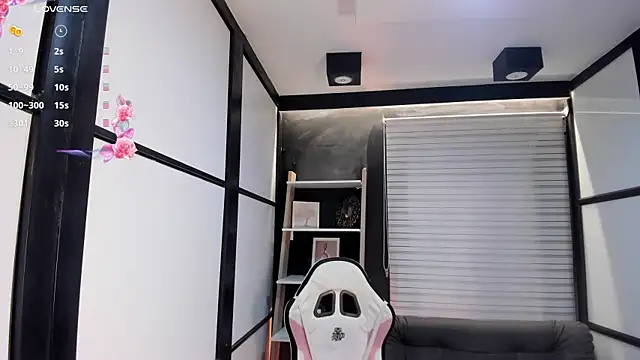 lilithTeen1  online show from January 30, 2025, 7:39 am