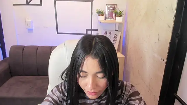 lilithTeen1  online show from March 12, 2025, 9:55 am