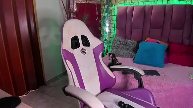 Snapshot of sweetyose chatting on December 14, 2024, 9:35 pm sweetyose online show from December 14, 2024, 9:35 pm