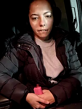 Snapshot of allinqueen chatting on December 2, 2024, 9:50 pm allinqueen online show from December 2, 2024, 9:50 pm