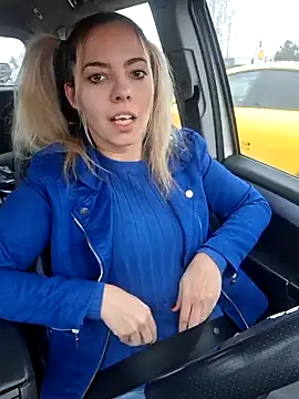 Snapshot of allinqueen chatting on December 7, 2024, 12:56 pm allinqueen online show from December 7, 2024, 12:56 pm